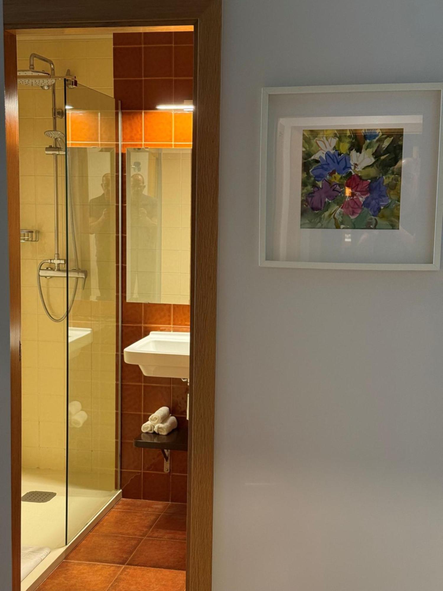 Hotel Bouza รีบาเดโอ ภายนอก รูปภาพ